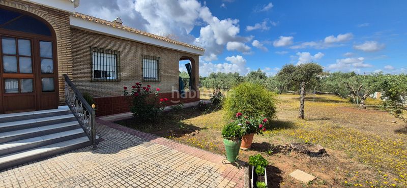 Foto fb8938ad-4a34-4f19-9edc-d2c8801ffe1a. Xalet amb calefacció aparcament piscina a Carmona