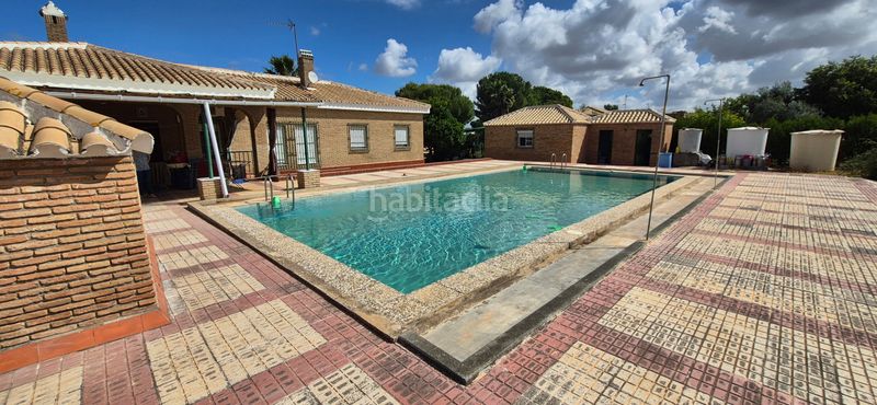 Foto fe03c32c-7fa7-4484-b884-c564451d1da4. Xalet amb calefacció aparcament piscina a Carmona