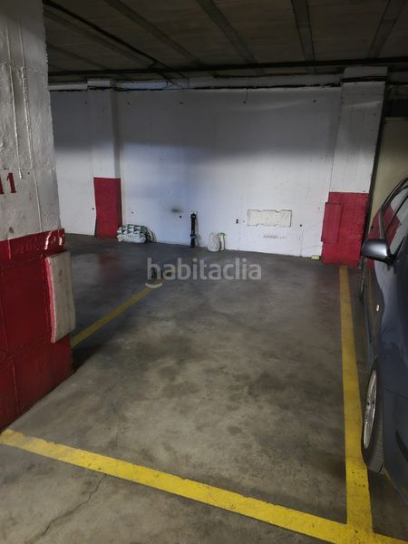 Foto 41daa1c5-ce7e-49f4-a495-6c9c1c828913. Aparcament de moto a Pino Montano - Consolación Sevilla