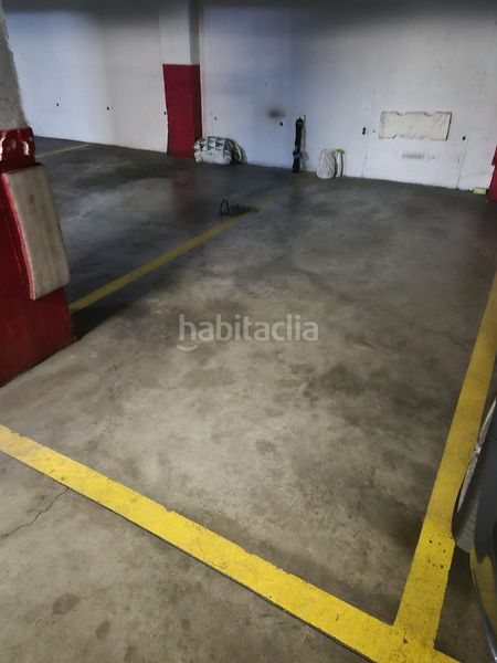 Foto abd08eb2-e32f-4416-84f8-426ec0d884d2. Aparcament de moto a Pino Montano - Consolación Sevilla