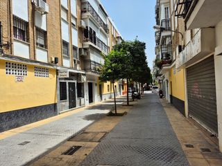 Flat  Calle marzo. Piso muy luminoso en hermandad del trabajo