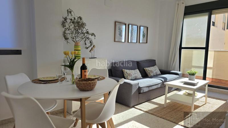 Foto db0f3d92-c40a-4bd6-9b77-5bc614549bc1. Appartamento con parcheggio piscina in Parque Atlántico - Ronda este Jerez de la Frontera