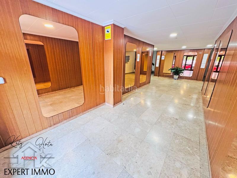 Foto 2d3c5ea8-5d54-4f37-9b8c-7c3195d581f7. Àtic amb calefacció a Centre Roses