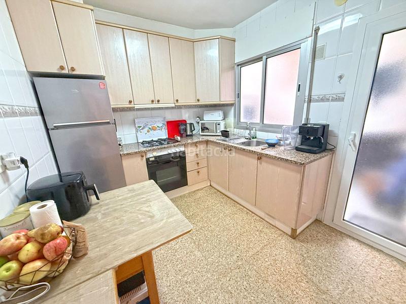 Foto 7e470ee3-f443-432f-8be6-2f031b5178de. Apartamento gran apartamento de 104 m pleno centro en Roses