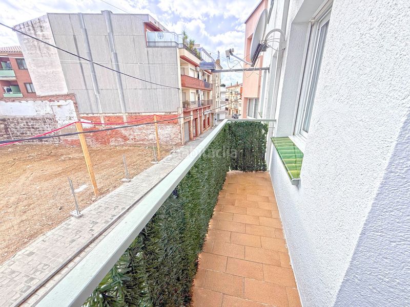 Foto e6545851-2b59-44ea-bff8-bd43b31a63e2. Apartament amb calefacció a Centre Roses
