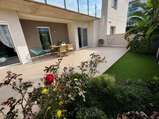 Apartamento  Roca grossa. Apartamento en planta baja de 57 m  zona de santa margarida rose