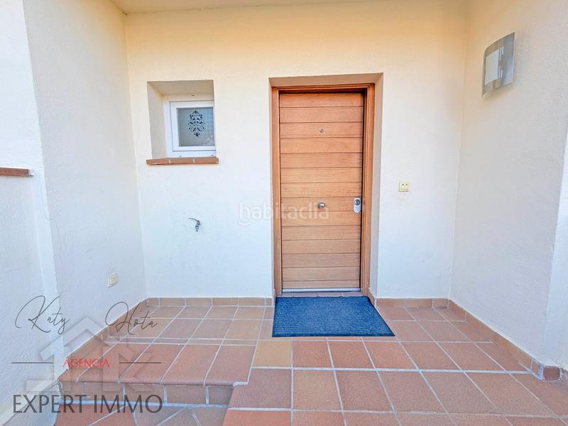 Foto 53cb729c-bbd7-4962-8afe-b766fbb3b567. Maison jumelée avec chauffage parking dans Palau-saverdera