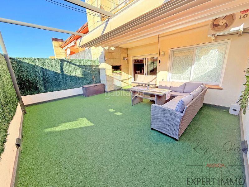 Foto 54c4f5dd-2b47-4a00-acfb-e2fa1b68d263. Casa adossada amb calefacció aparcament a Palau-saverdera