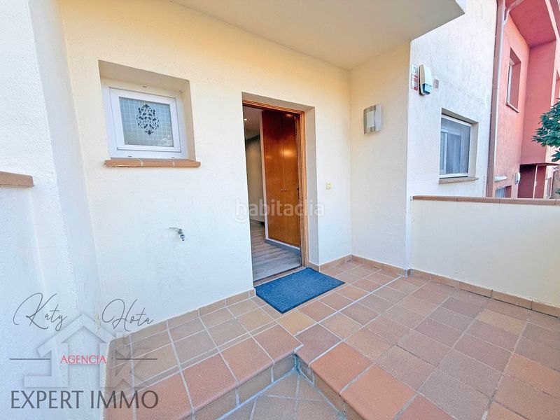 Foto aa11a442-205e-44d1-83e0-02d3bc8ac4ea. Casa adossada amb calefacció aparcament a Palau-saverdera