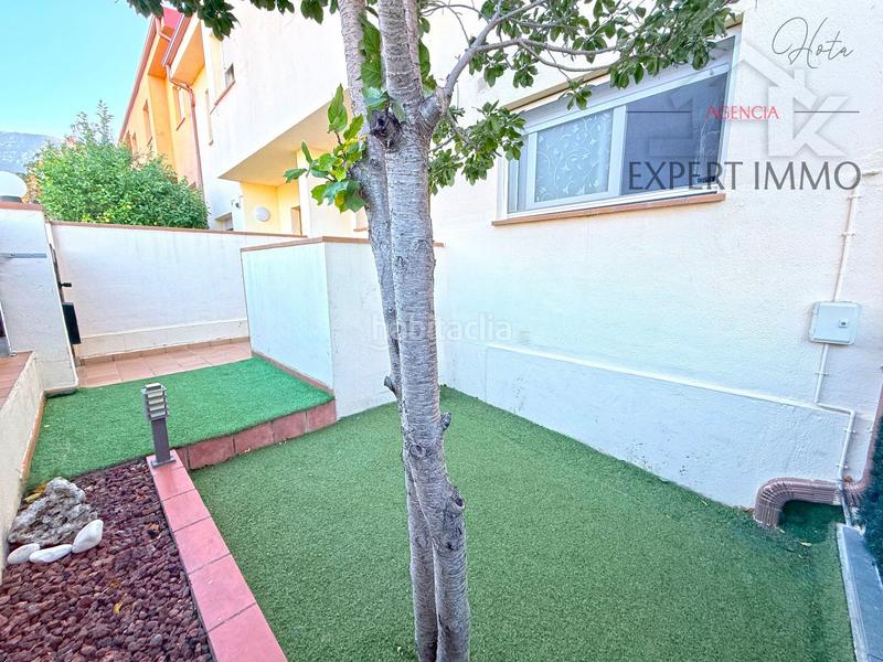 Foto fb1f0ea6-4542-4af9-a495-81cb3308bafc. Maison jumelée avec chauffage parking dans Palau-saverdera