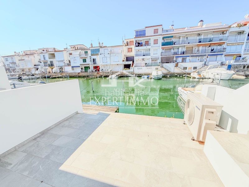 Foto 1841f260-8d7f-49d1-8258-a650649666be. Casa adossada amb calefacció a Port Banyuls - Port Alegre - Port Empordà Empuriabrava