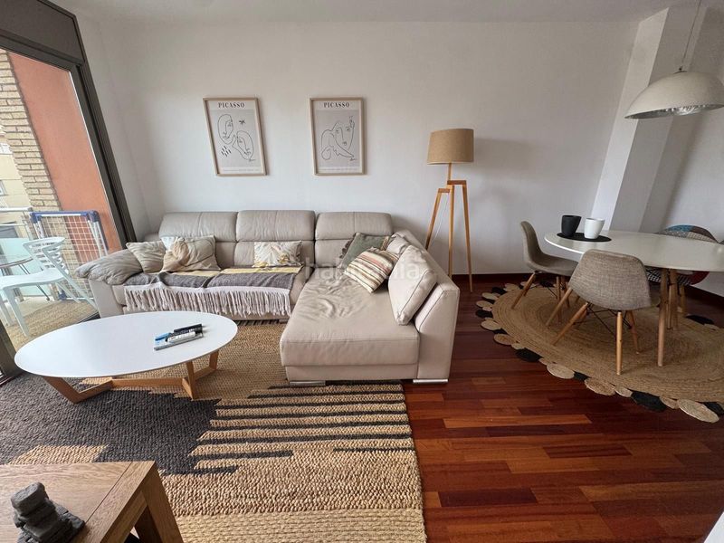 Foto 88636579-01dd-40e3-b4e3-0027d4238111. Apartament amb calefacció a Centre Roses