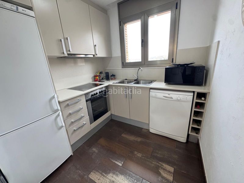 Foto 9f2871cd-6548-4ff5-b4c4-96e3a52423b1. Apartament amb calefacció a Centre Roses
