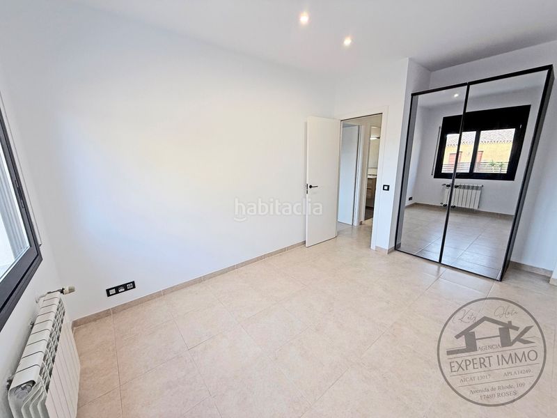 Foto 08b2f94f-3805-4fe9-a19c-3fb8816a6dd8. Casa amb calefacció aparcament piscina a Nord Roses