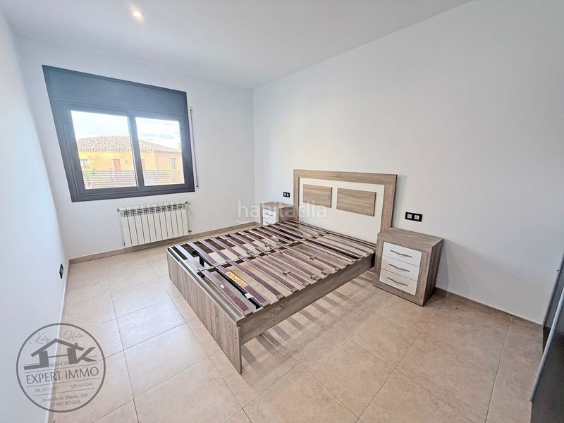 Foto 11e17299-b75d-4a04-9050-9057312c3231. Casa amb calefacció aparcament piscina a Nord Roses