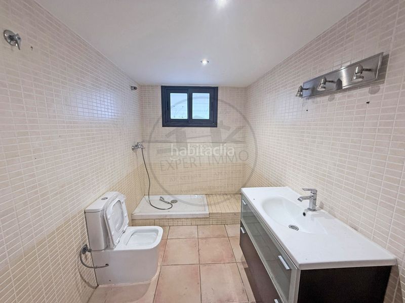 Foto 2c1955f0-5cdf-411d-83f1-75810c322a83. Casa amb calefacció aparcament piscina a Nord Roses