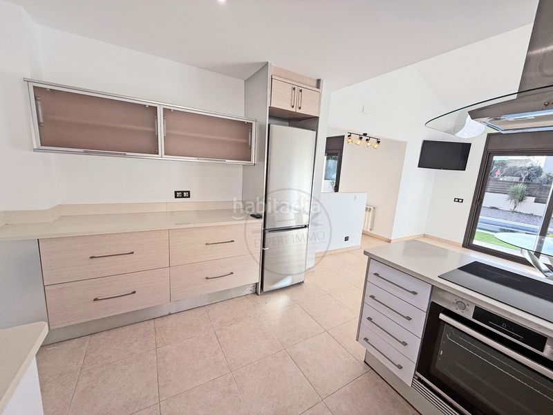 Foto e635c5df-d5aa-453c-b122-c5b75c95211d. Casa amb calefacció aparcament piscina a Nord Roses