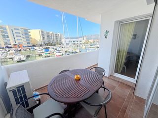 Piccolo appartamento  2-20 carrer port joan. Residencia de lujo con piscina y vistas al puerto deportivo, 2 d
