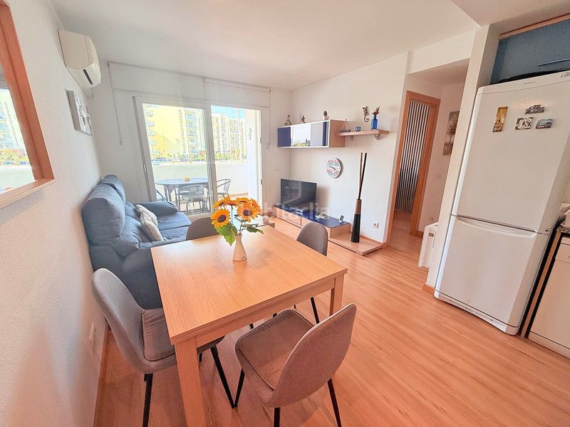 Foto 49168065-6540-4398-96e2-8c97907e3347. Apartament amb calefacció piscina a Santa Margarida Roses