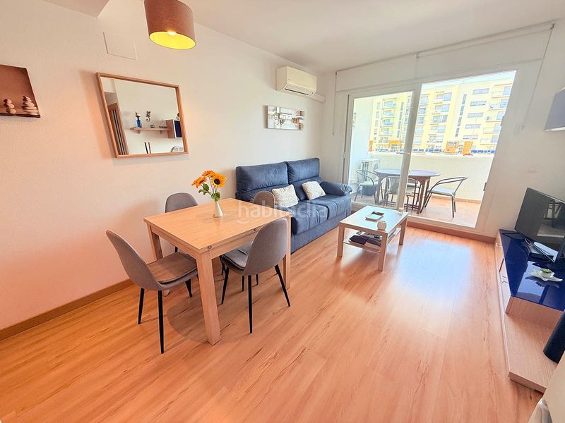 Foto 4bf33dfa-4b27-4fe4-903d-2686a6aab497. Apartament amb calefacció piscina a Santa Margarida Roses