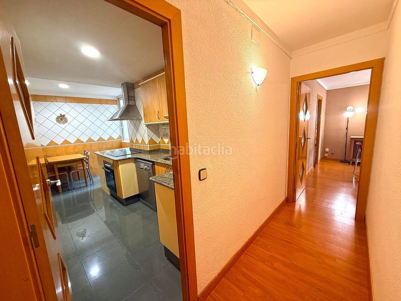 Foto 0c1c2b33-8eb4-4661-aaeb-f894cebf2a32. Apartament amb calefacció a Centre Roses