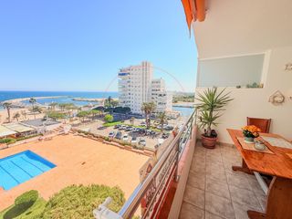 Apartment  Maritimo. Apartamento con vistas al mar a 30 m de la playa, con piscina y