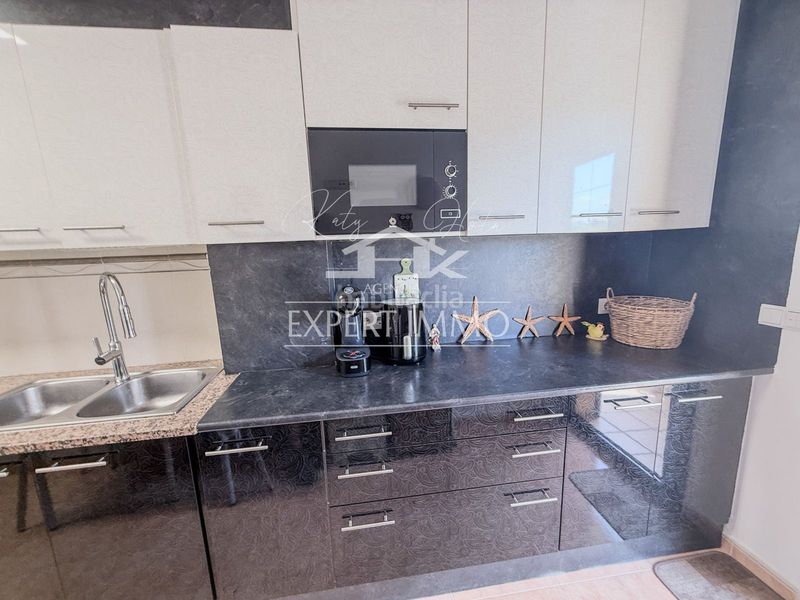Foto 947d357a-c3de-4e28-b981-01fc16d87958. Apartament amb calefacció a Vilajuïga