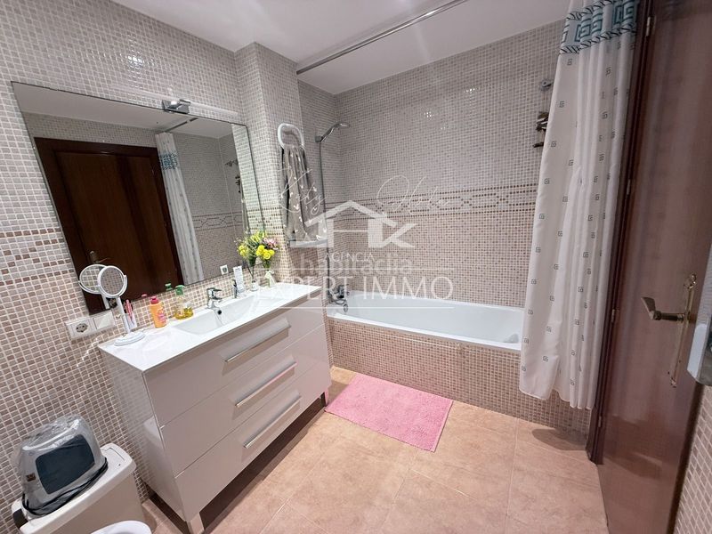 Foto dec4f116-a7ae-45a9-9ffa-3834b3f6cb94. Apartament amb calefacció a Vilajuïga