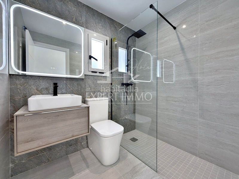 Foto 54b3c161-c262-4783-ac6b-be4aa039fd33. Casa amb calefacció piscina a Nord Roses