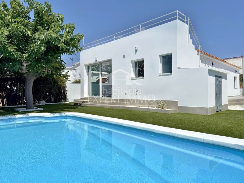 Foto e6eeb0ed-16ca-49a9-bc69-83a0482b0640. Casa amb calefacció piscina a Nord Roses