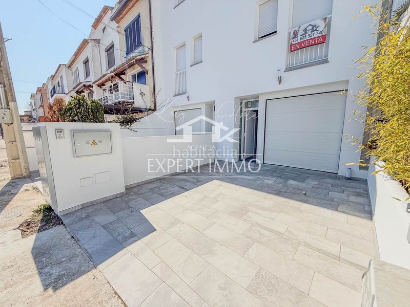 Foto e4a968c7-5b96-4dae-aa69-0cca910dd7cc. Casa a petit port 64 a Port Banyuls - Port Alegre - Port Empordà Empuriabrava