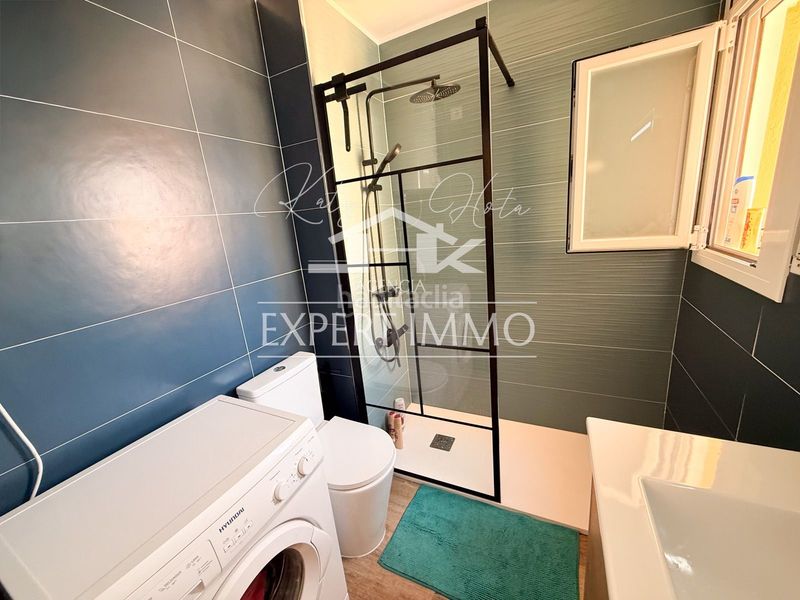 Foto d9f6250c-fb69-41a8-9d8b-ac16b97bfa39. Apartament a de la platja 43 a Santa Margarida Roses