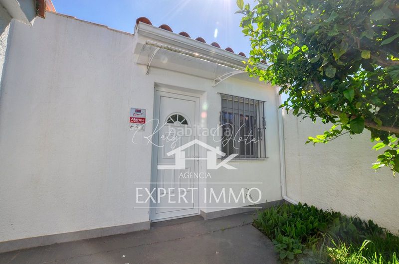 Foto 3e1fd530-51b1-4269-9a8a-11cc35e03eaa. Casa amb calefacció aparcament a Montgrí Empuriabrava