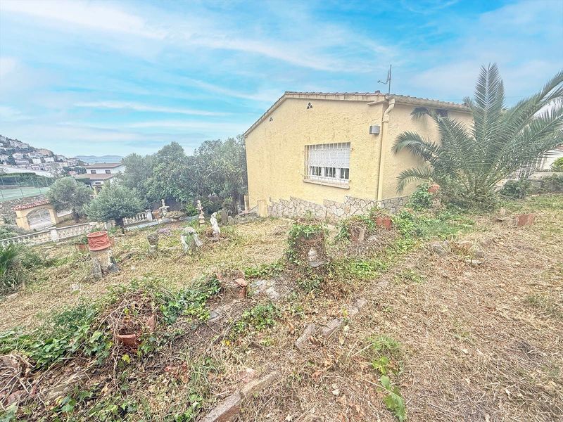 Foto a11fe3ad-1ae0-4904-93e2-cfce26001d49. Casa amb calefacció aparcament a Els Grecs-Mas Oliva Roses