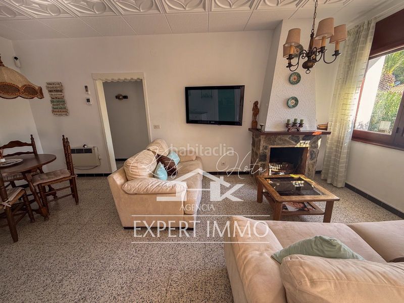 Foto 13424f70-39f5-4858-88dc-f81e04d6365f. Casa amb calefacció a Nord Roses