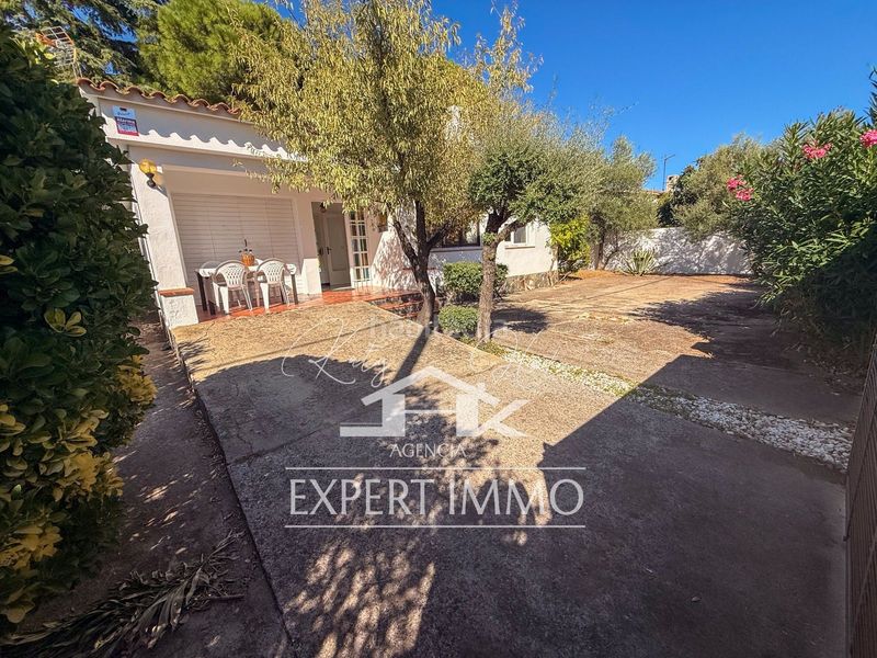 Foto 88717f58-7d77-47f7-8445-f6864338b110. Casa amb calefacció a Nord Roses