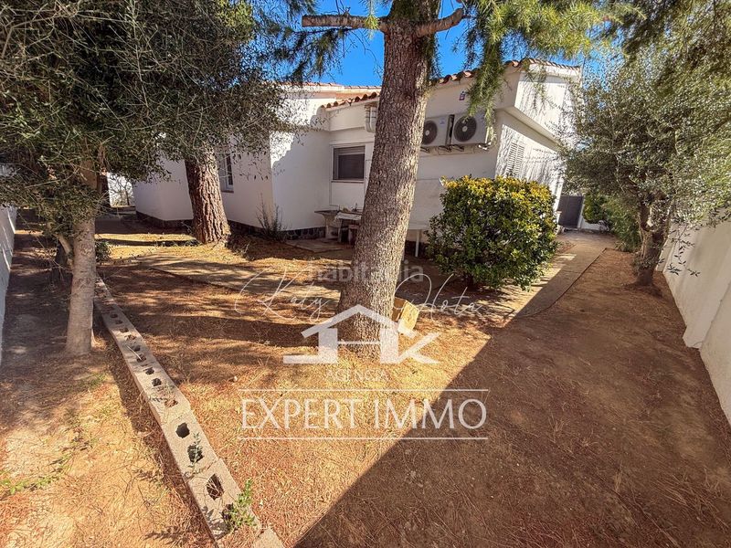 Foto 8b567e64-7634-4617-ad94-487d43766c33. Casa amb calefacció a Nord Roses
