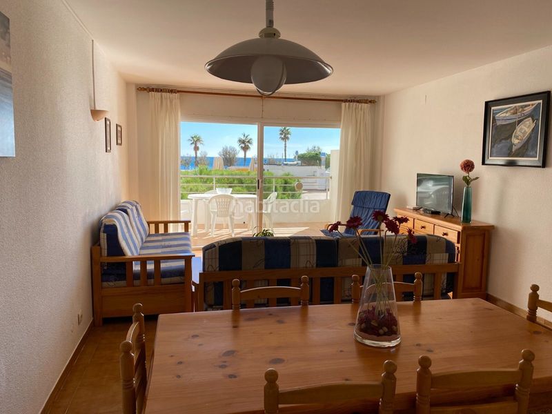 Foto 60e4cf3b-a6f7-40fb-8b89-8529a57ee68f. Apartamento en bocana 8 apartamento , 2 habitaciones vistas al mar y licencia turística! en Roses