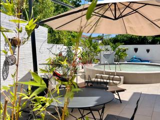 Casa  Baix ebre. Villa individual renovada  piscina, jardín, gran aparcamiento  o