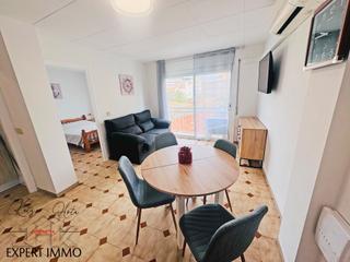 Apartament  Sevilla. Encantador apartamento en el corazón de roses con licencia turís