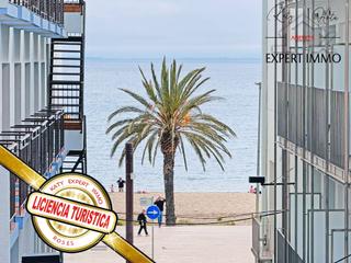 Apartament  Sevilla. Encantador apartamento en el corazón de roses con licencia turís