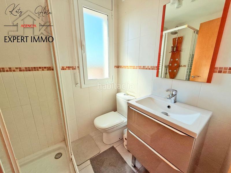 Foto 19cdbf41-a1a9-4167-9e91-9fab75e4cb12. Dachwohnung mit heizung parking pool in Nord Roses