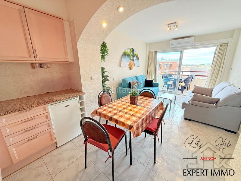 Foto 14d7d1ff-1bbf-433e-8bd7-8c420dfd5226. Apartamento especial rentabilidad apartamento estudio independiente con licencia turística en Roses