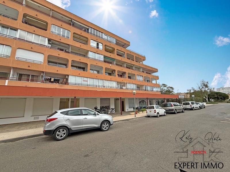 Foto acdf4ac2-9d28-4317-9bd6-46447602b8be. Apartamento especial rentabilidad apartamento estudio independiente con licencia turística en Roses