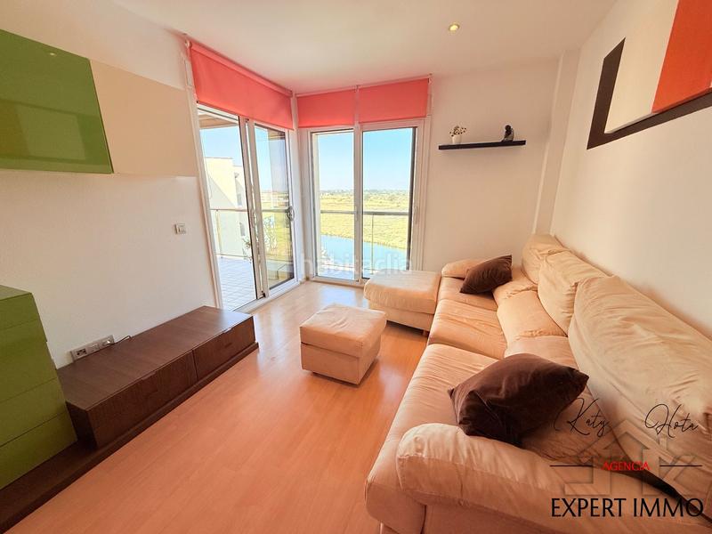 Foto 61bb8287-ed60-40bc-b879-cc1a1f2c6952. Àtic amb calefacció piscina a Santa Margarida Roses