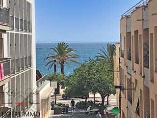 Apartament  De madrid. En venta apartamento luminoso a 50 m de la playa, centro de rose