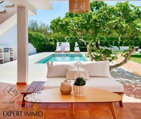 Casa  Siroco. À la venta  villa con atraque en empuriabrava, costa brava, barr