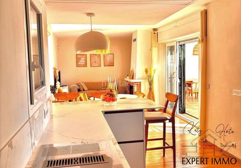 Foto 456b5da4-1b05-4fb8-857b-86ffcc9e35a8. Casa à la venta villa con atraque , costa brava, barrio falconera en Empuriabrava