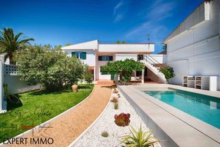 Casa  Siroco. Encantadora villa renovada con gusto en falconera  piscina y ama