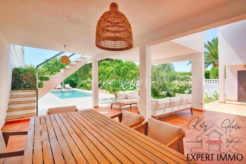 Foto 9f0d863b-e4d2-465d-b5dd-cd25cdd898ae. Casa amb calefacció piscina a Cap Ras - Creus - Falconera Empuriabrava